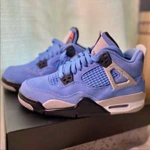 Air Jordan 4 Retro GS university blue